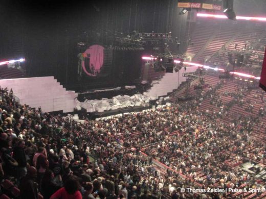 Roger Waters 4.11.2010 East Rutherford Izod Center