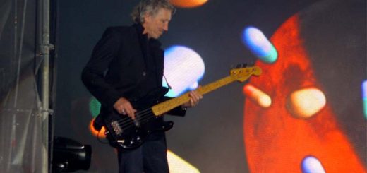 Roger Waters 9.5.2008 Artafe Football Ground