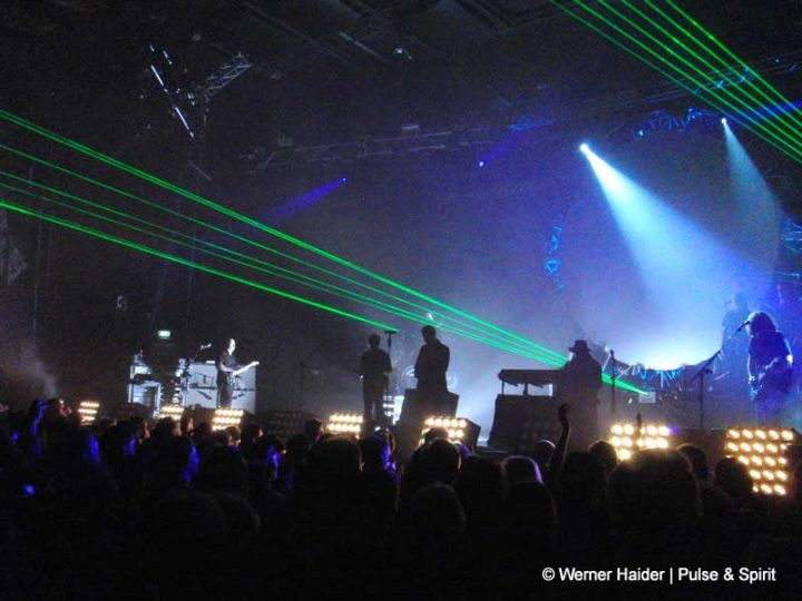 The Australian Pink Floyd Show 13.2.2011 Wien Gasometer