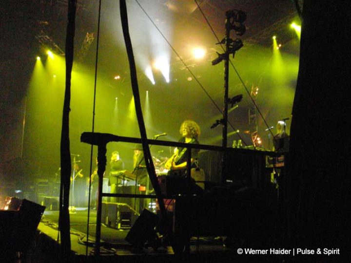 The Australian Pink Floyd Show 13.2.2011 Wien Gasometer