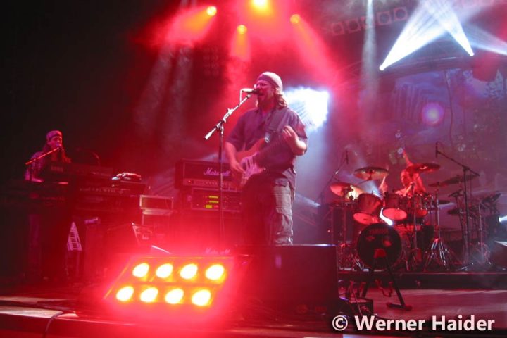 The Machine 4.11.2004 Gersthofen Stadthalle