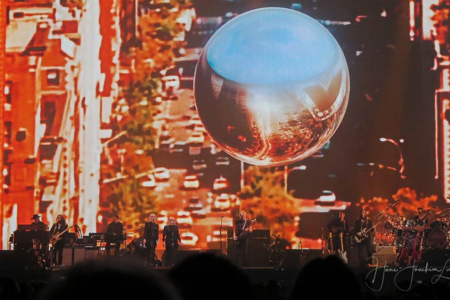 Roger Waters 2.6.2018 Berlin Mercedes-Benz Arena