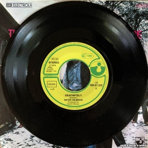 David Gilmour &ndash; There's No Way Out Of Here (Single)